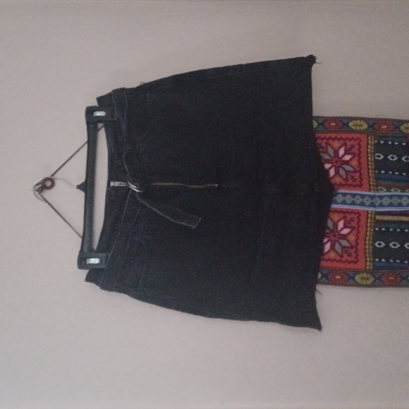 - Hollister  skirts - Picture 1 of 3